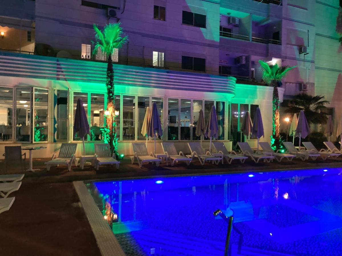 Fiona's Sea View Апартаменти Голем