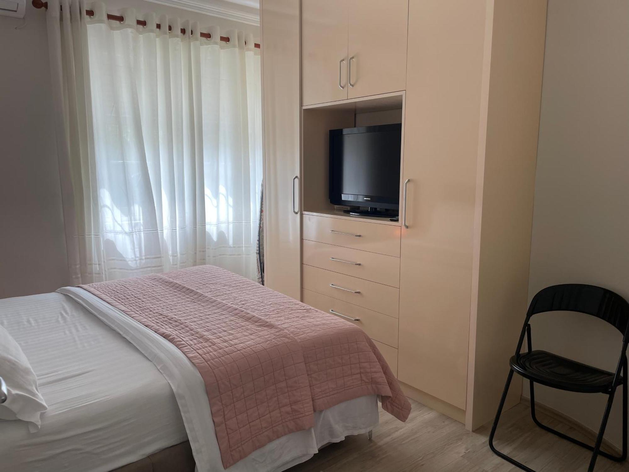 Апартаменти Fiona's Sea View Голем