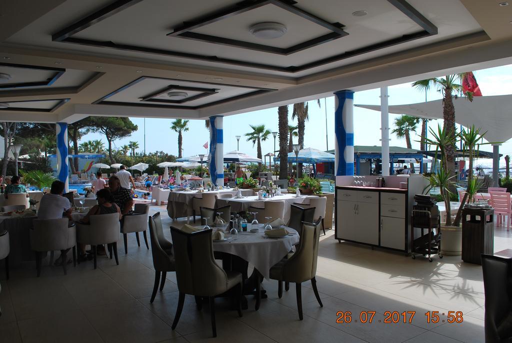 Апартаменти Fiona's Sea View *