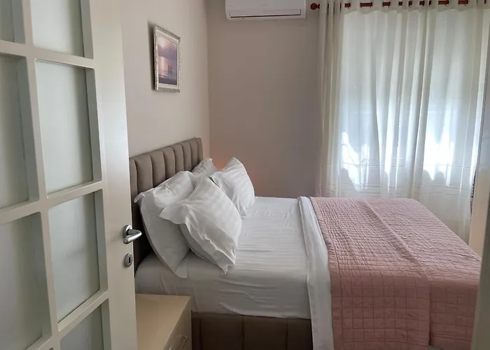 Fiona\'S Sea View Apartment